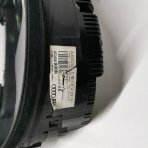 Kilométeróra 900m AUDI A4 B6