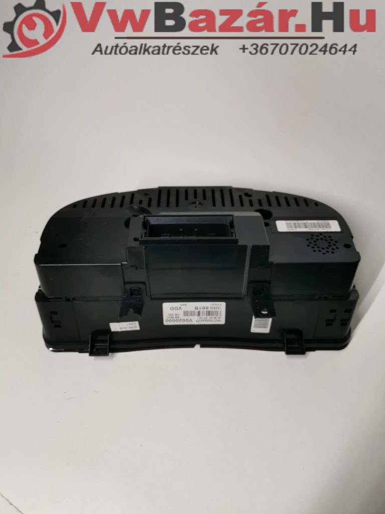 Kilométeróra VW GOLF V 861b