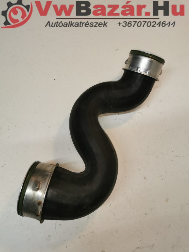 Turbó/Intercooler cső 828g VW PASSAT B5.5