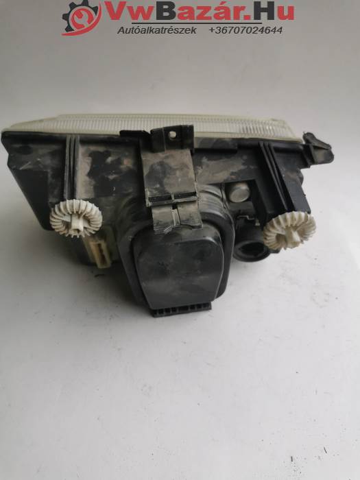 IMG_20221022_151412 Első fényszóró SEAT IBIZA, CORDOBA jobb