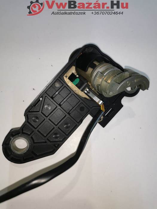 Csomagtérajtó zárszerkezet VW Passat B5.5 kombi