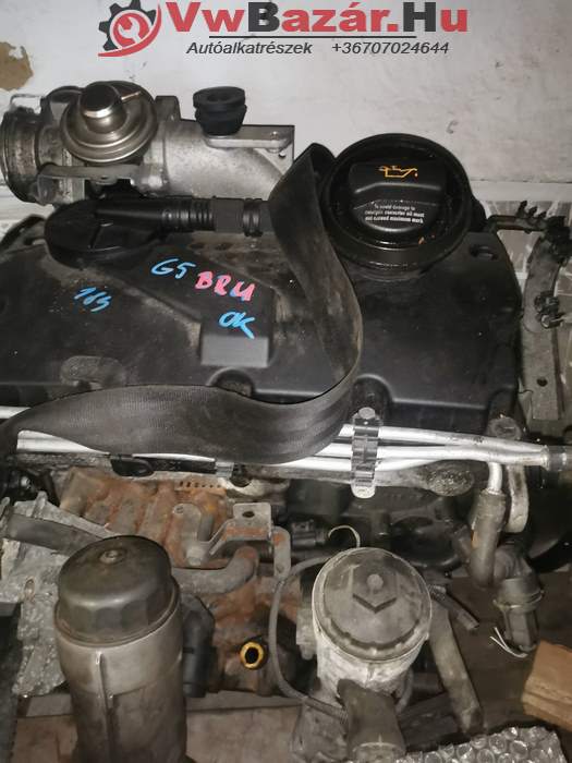 BRU Motor Motorblokk hengerfejjel VW Golf V BRU 184000 km