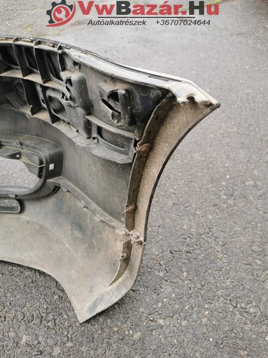 Első lökhárító PASSAT B5.5 fekete