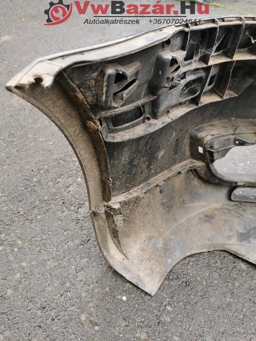 Első lökhárító PASSAT B5.5 fekete
