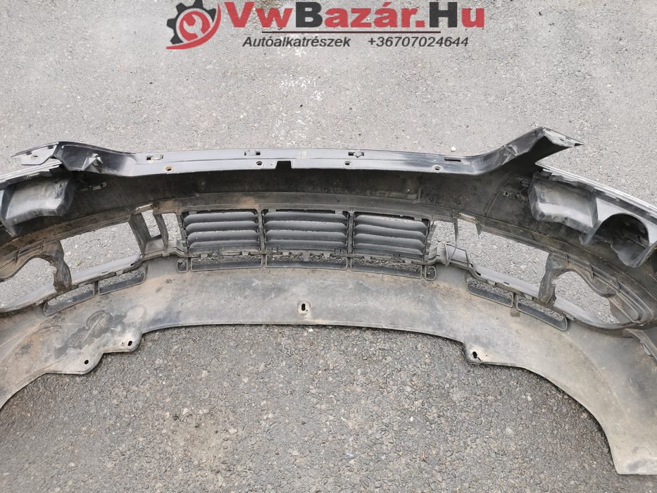 Első lökhárító PASSAT B5.5 fekete
