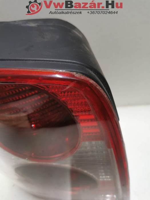 Hátsó lámpa Passat B5.5 kombi bal