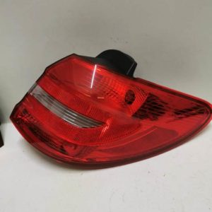 Hátsó lámpa W246 B CLASS jobb új