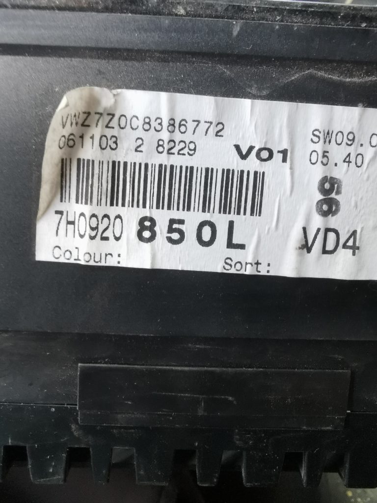 Kilométeróra VOLKSWAGEN TRANSPORTER T5