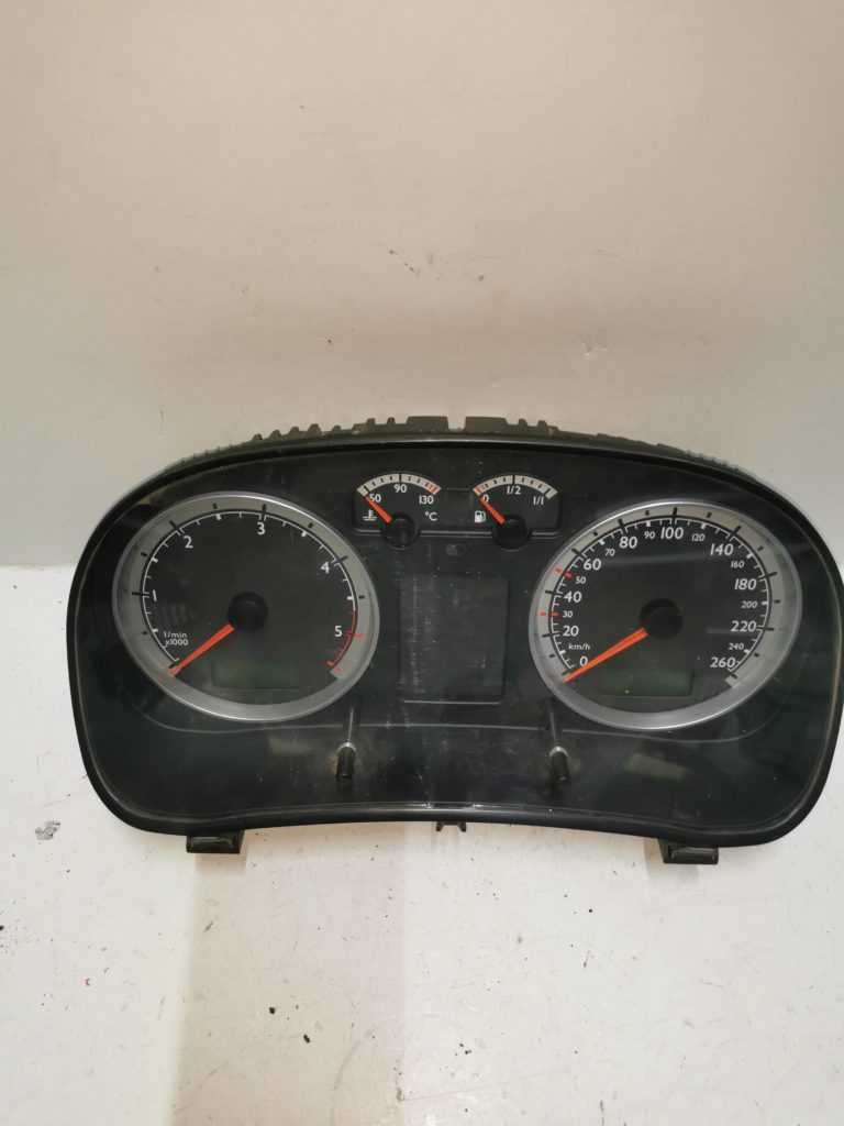 Kilométeróra VW BORA 1.9 TDI