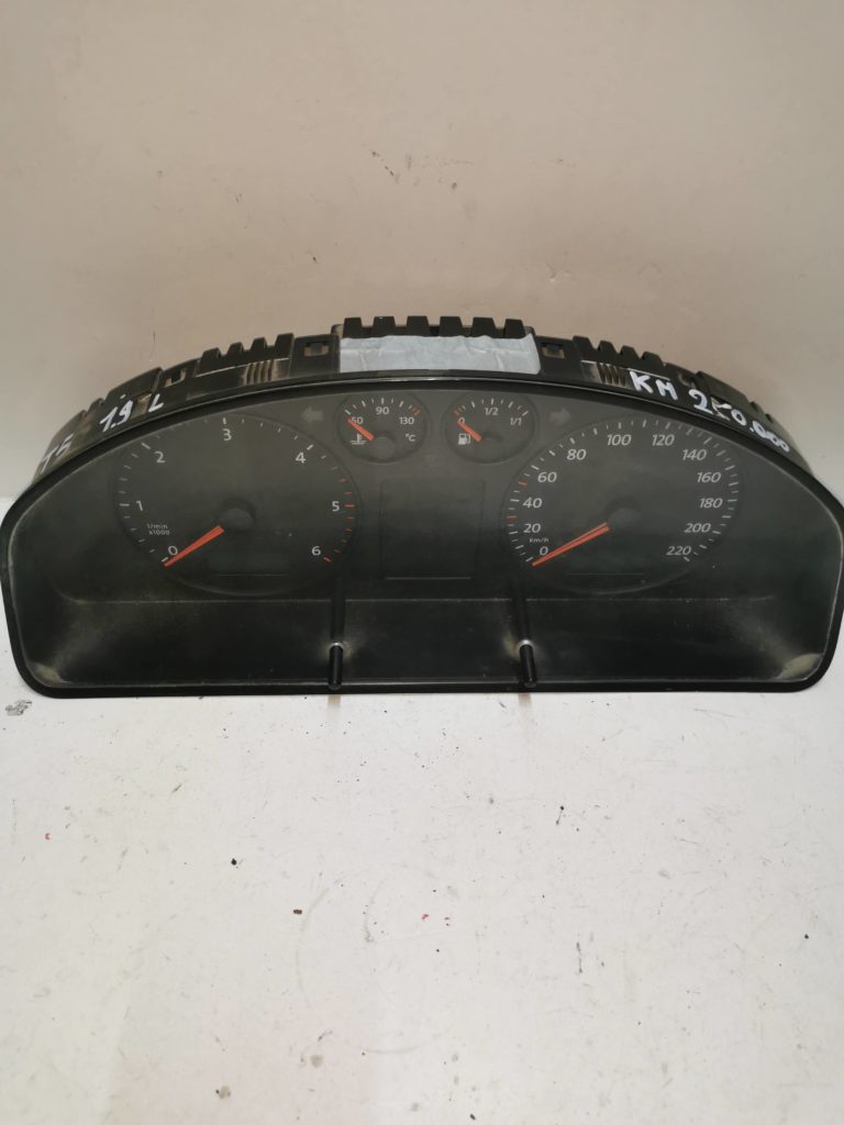 Kilométeróra VOLKSWAGEN TRANSPORTER T5