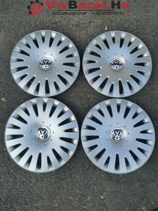 IMG_20230718_182531 Dísztátcsa 16″ PASSAT B6 3C Újszerű 3c0 601 147d