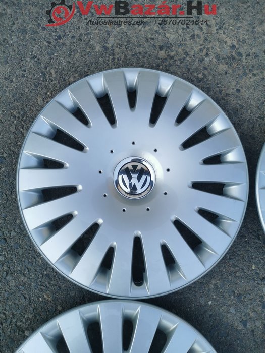 IMG_20230718_182538 Dísztátcsa 16″ PASSAT B6 3C Újszerű 3c0 601 147d