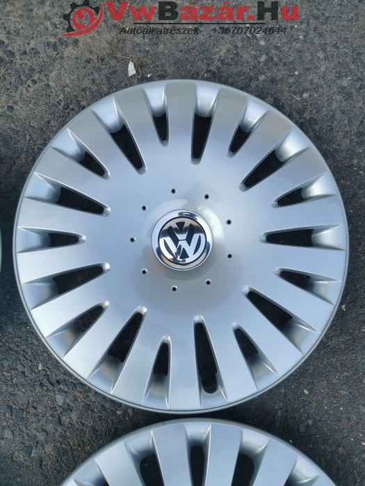 IMG_20230718_182541 Dísztátcsa 16″ PASSAT B6 3C Újszerű 3c0 601 147d