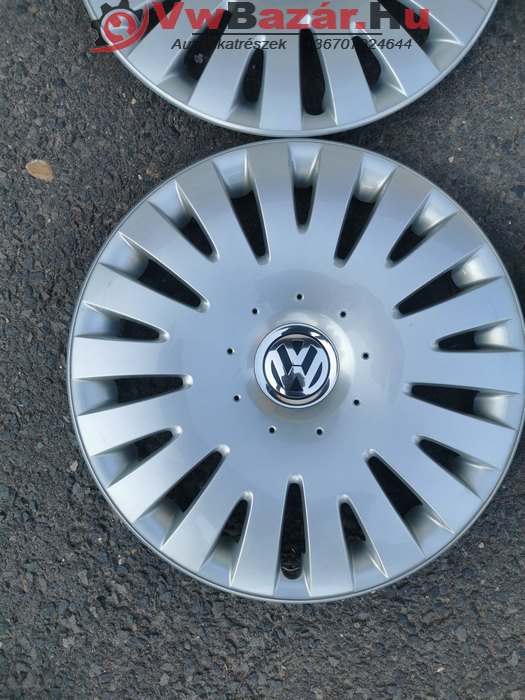 IMG_20230718_182551 Dísztátcsa 16″ PASSAT B6 3C Újszerű 3c0 601 147d