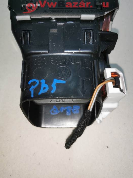 Műszerfal szellőzőrács jobb VW PASSAT B5 3b0819704a