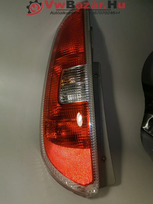 Hátsó lámpa SKODA ROOMSTER bal 5j7945095