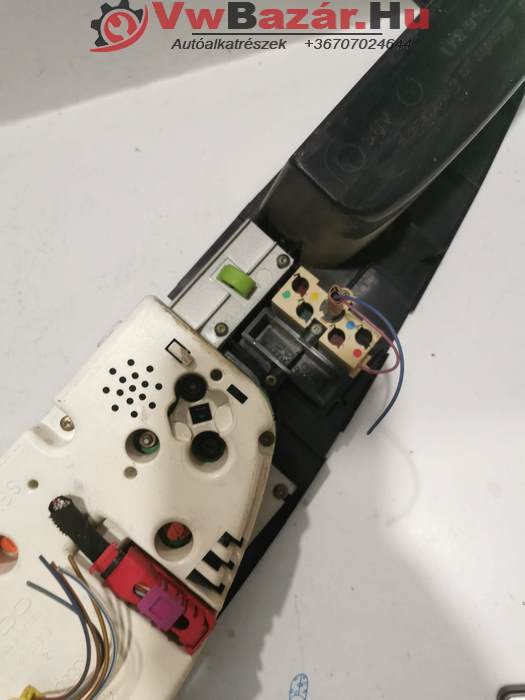 Kilométeróra AUDI A6 C4 2,5 TDI 4a1919033es