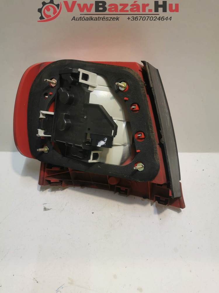 Hátsó lámpa AUDI A4 B5 Facelift jobb limuzin 8d9945096g