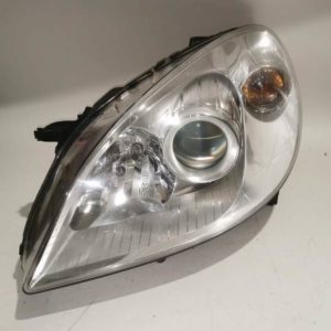 Első fényszóró bal MERCEDES B-CLASSE A 169 820 77 61