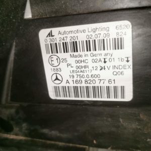 Első fényszóró bal MERCEDES B-CLASSE A 169 820 77 61