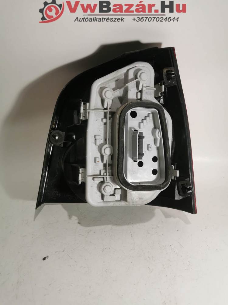 Hátsó lámpa bal VW POLO 9N