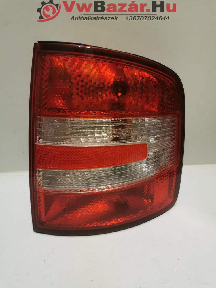 Hátsó lámpa jobb SKODA FABIA I KOMBI Facelift 6y9 945 112 b