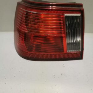 Hátsó lámpa bal SEAT IBIZA 6k6 945 095j