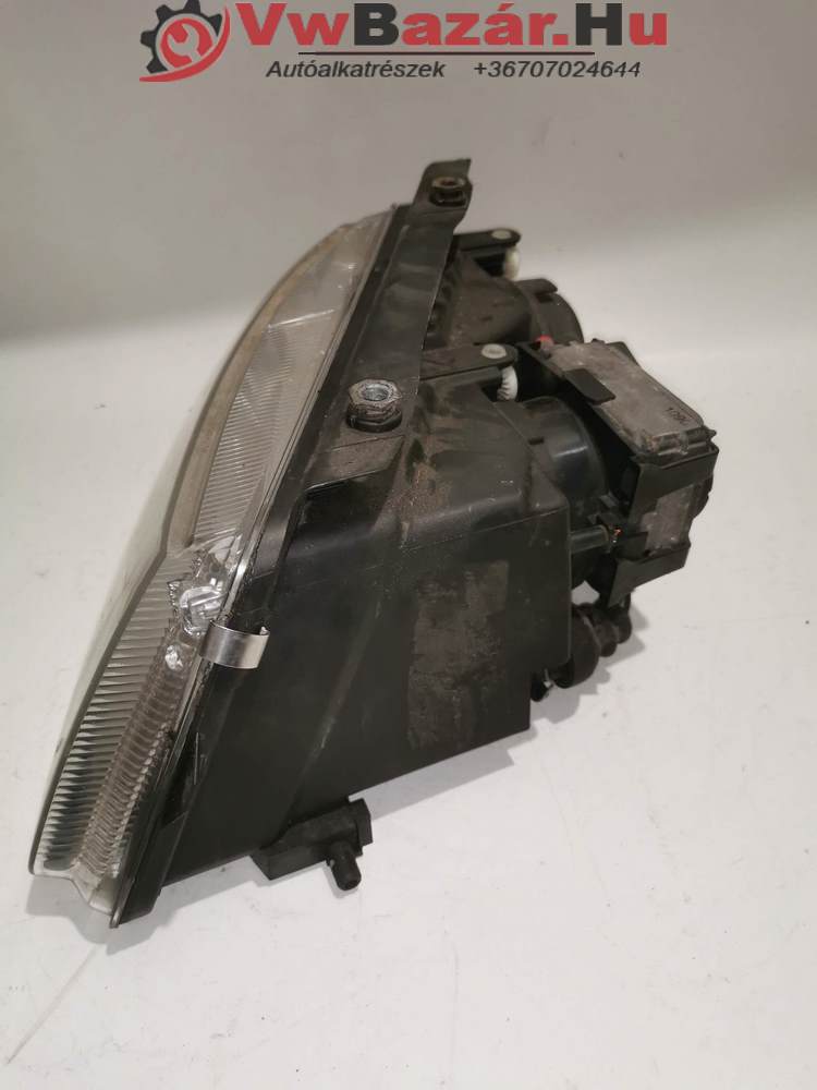 Első fényszóró xenon, VW PASSAT B5 jobb