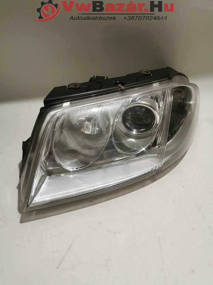 IMG_20240107_173030 Első fényszóró PASSAT 3BG 5.5 bal