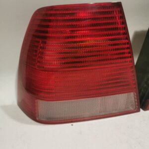 Hátsó lámpa bal VW BORA 1j5945095aa 