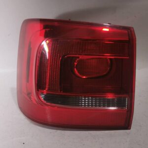 Hátsó lámpa bal VW TOURAN II  1t0945095r