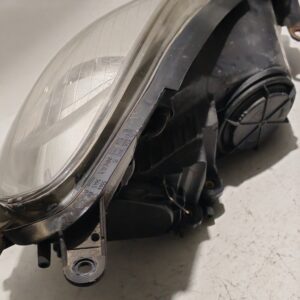 Első fényszóró bal OPEL Corsa D 13186381