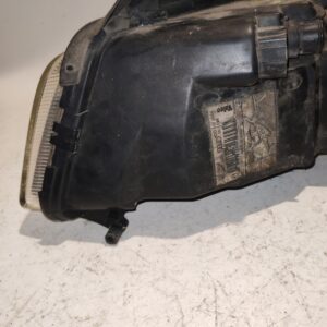 Első fényszóró jobb AUDI A4 B5 8d0941004a