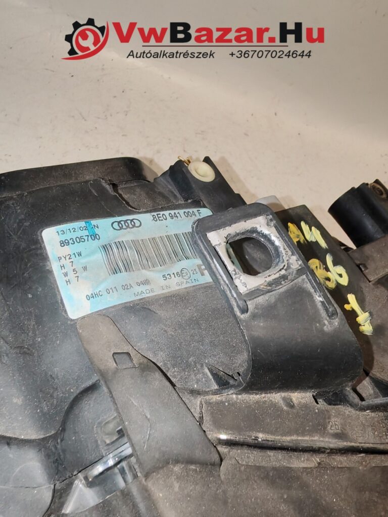 Első fényszóró jobb AUDI A4 B6 8d0941004f