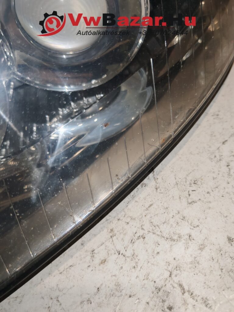 Első fényszóró jobb AUDI A4 B6 8d0941003f