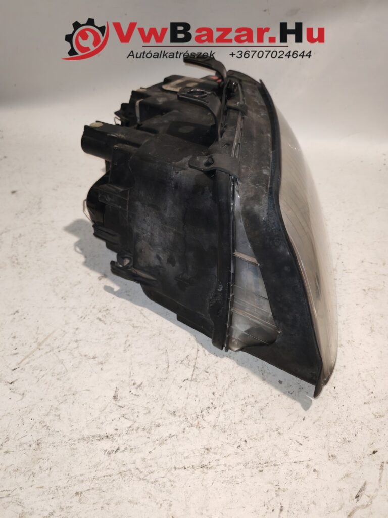 Első fényszóró jobb AUDI A4 B6 8d0941003f