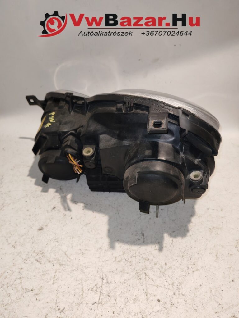 Első fényszóró jobb VW Polo IV 6q1941008m