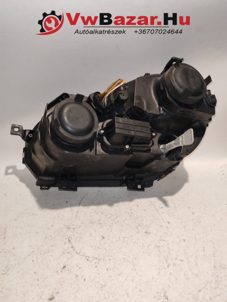 Első fényszóró jobb VW Polo IV 6q1941008m
