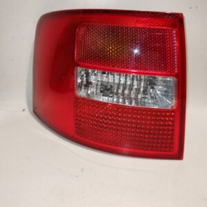 Hátsó lámpa bal AUDI A6 4B 4b9945095f