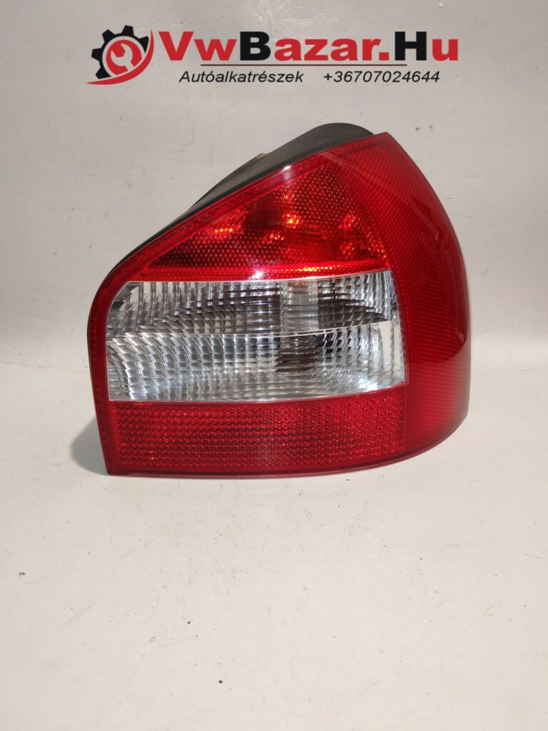 Hátsó lámpa jobb AUDI A3 8L facelift 8L0945096B