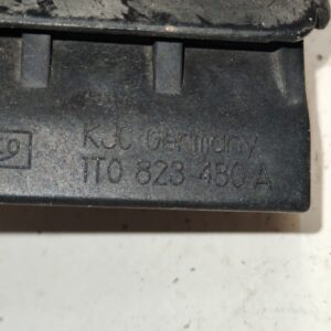 Motorháztető nyitó  VW Golf Plus 1t0823480a