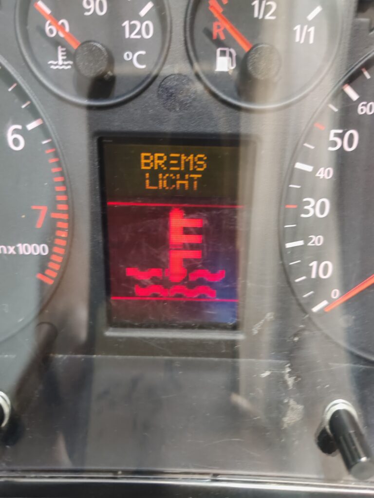 Kilométeróra AUDI A3 8l 8l0919880e
