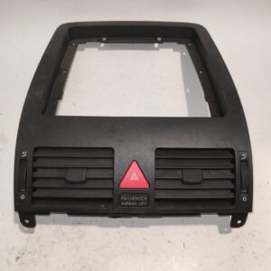 Műszerfal szellőző rács középső VW Touran