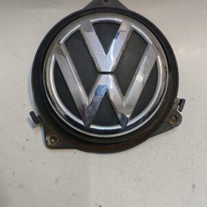 Csomagtérajtókilincs VW GOLF VI 3c5827469e