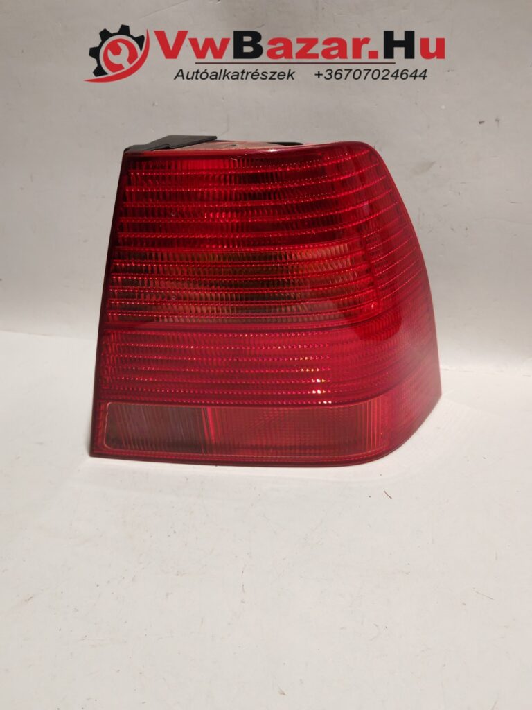 Hátsó lámpa jobb VW Bora 89071614