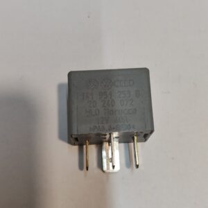 Relé 53 (141951253b)