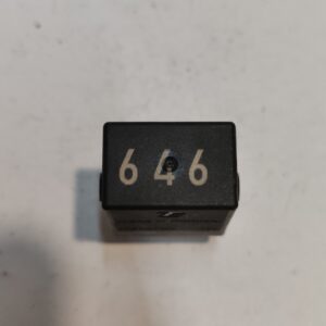 Relé 446 4h0951253c