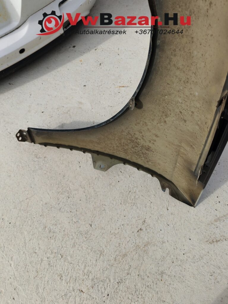 Sárvédő VW Passat B6 jobb fekete