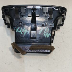 Hátsó szellőzőrács AUDI A4 B8 8k0819203e