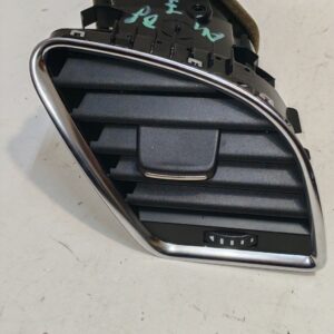 Műszerfal szellőzőrács AUDI A4 B8 jobb 8t1820902c